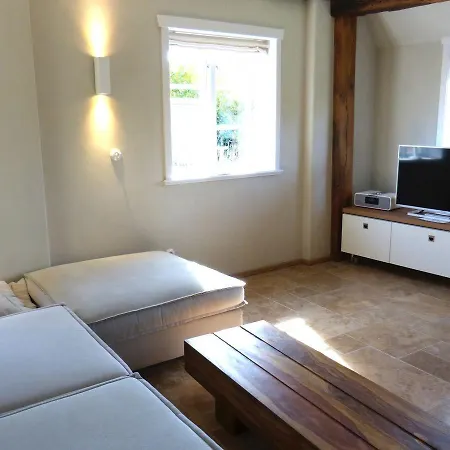 Welkimmen Im Haus Rotstigh * 네벨